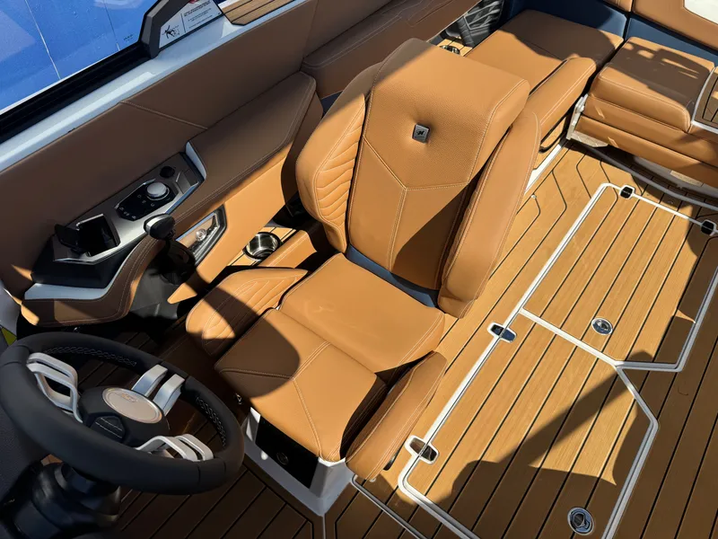 Slide: The Image of Nautique Super Air Nautique G23 2026 - 40