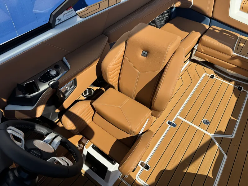 Slide: The Image of Nautique Super Air Nautique G23 2026 - 41