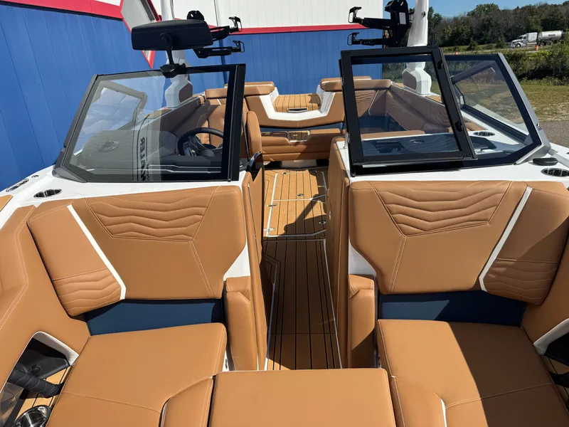 Slide: The Image of Nautique Super Air Nautique G23 2026 - 55