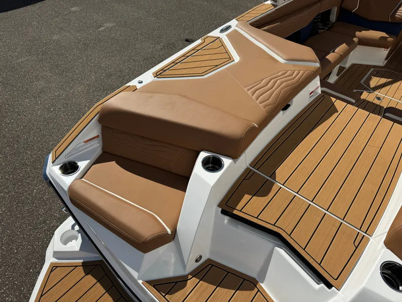 Slide: The Image of Nautique Super Air Nautique G23 2026 - 8