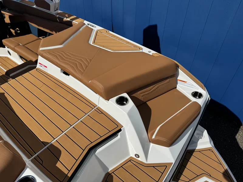 Slide: The Image of Nautique Super Air Nautique G23 2026 - 9