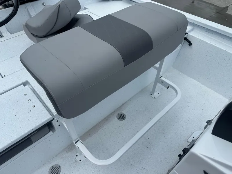 Slide: The Image of Xpress SW20B 2025 - 26