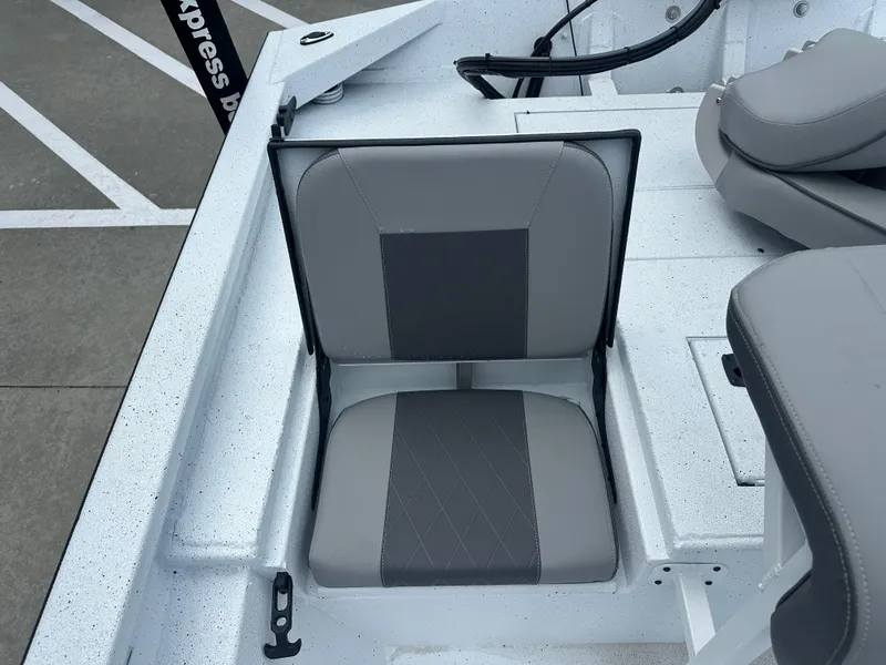 Slide: The Image of Xpress SW20B 2025 - 27