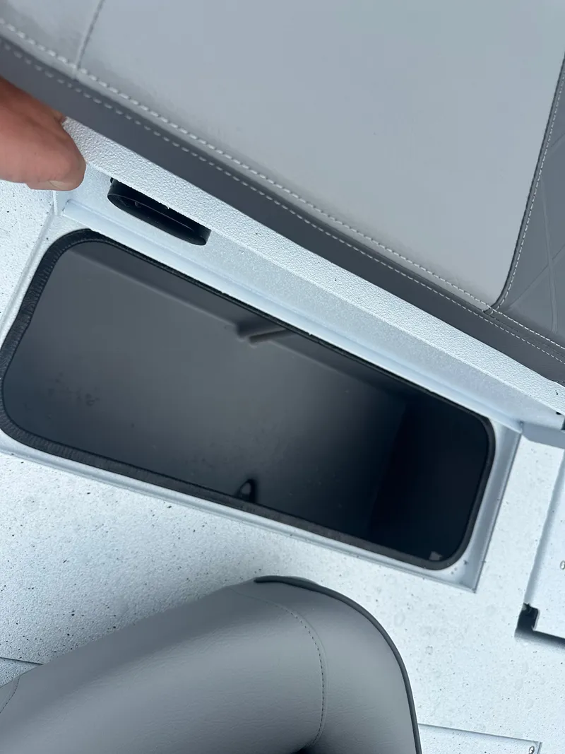 Slide: The Image of Xpress SW20B 2025 - 32