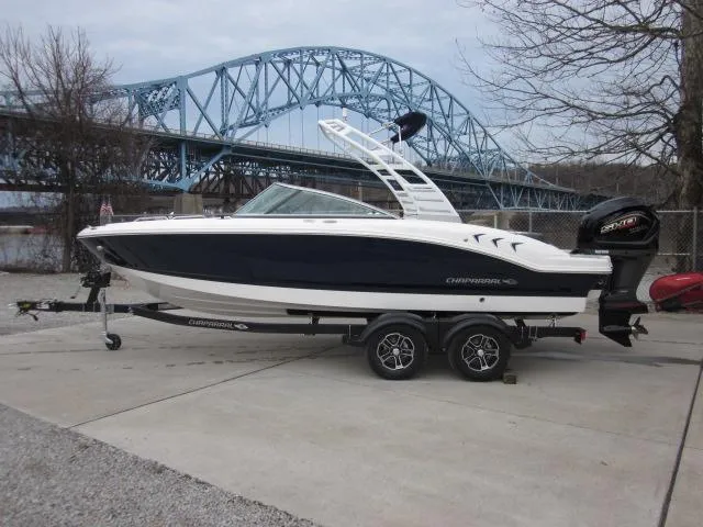 Slide: The Image of Chaparral 21 SSi OB 2025 - 1