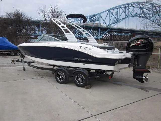 Slide: The Image of Chaparral 21 SSi OB 2025 - 3