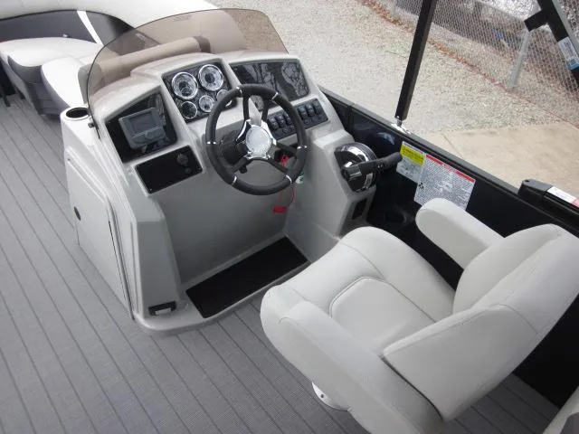 Slide: The Image of Sylvan Mirage X3 2025 - 16