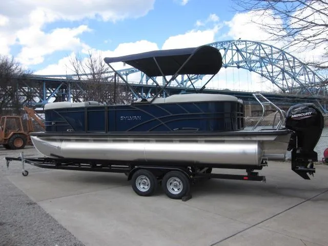 Slide: The Image of Sylvan Mirage X3 2025 - 3