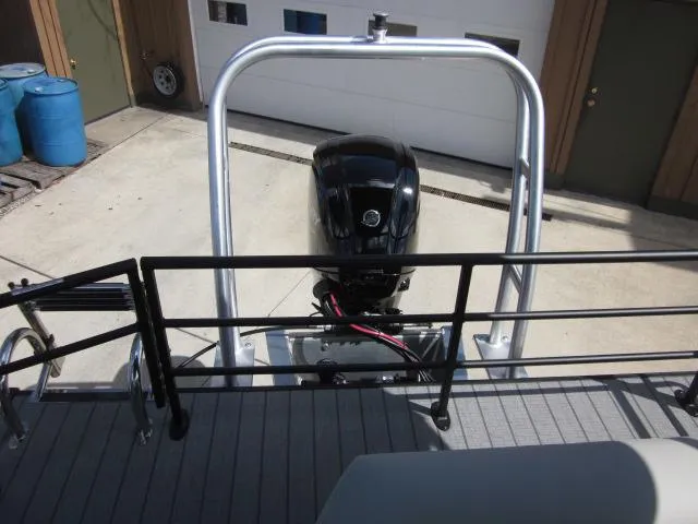 Slide: The Image of Sylvan Mirage 8520 CLZ DH 2025 - 16