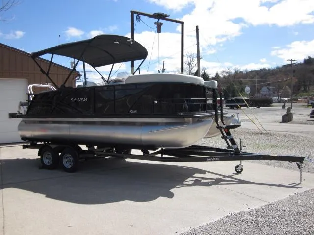 Slide: The Image of Sylvan Mirage 8520 CLZ DH 2025 - 7