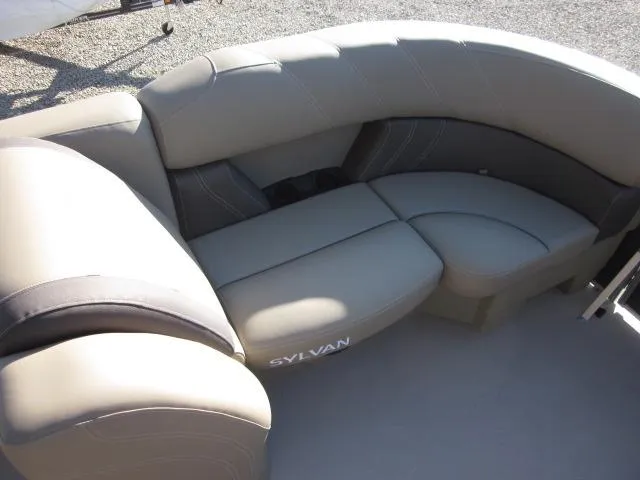 Slide: The Image of Sylvan Mirage 822 LZ 2025 - 13