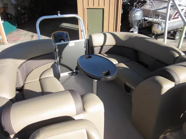 Slide: The Image of Sylvan Mirage 822 LZ 2025 - 17