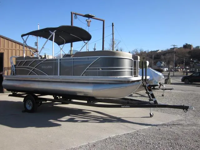 Slide: The Image of Sylvan Mirage 822 LZ 2025 - 7