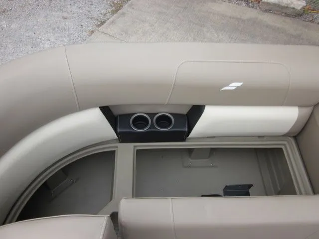 Slide: The Image of Starcraft LX 22 R 2024 - 10