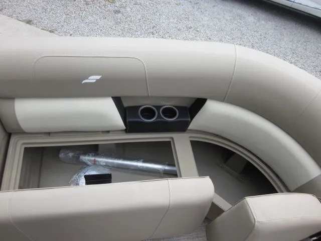 Slide: The Image of Starcraft LX 22 R 2024 - 11