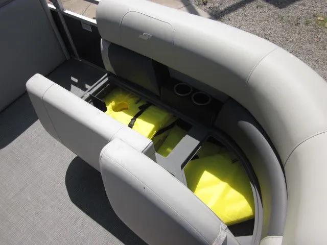 Slide: The Image of Starcraft LX 20 R 2024 - 16