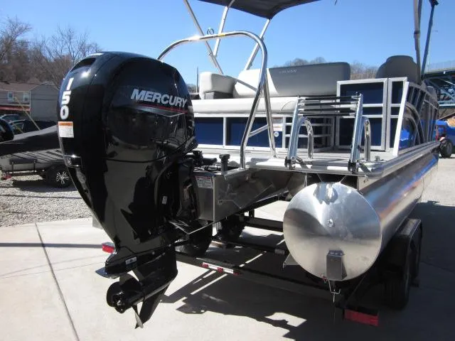 Slide: The Image of Sylvan Mirage 822 CLZ 2025 - 24