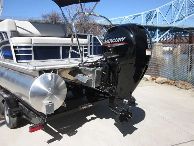 Slide: The Image of Sylvan Mirage 822 CLZ 2025 - 26