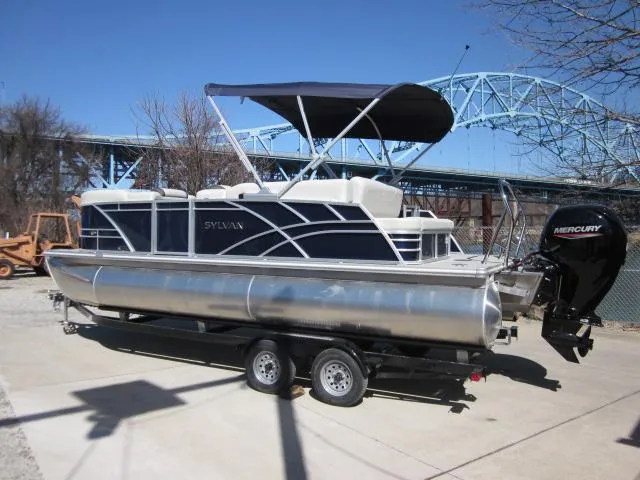 Slide: The Image of Sylvan Mirage 822 CLZ 2025 - 3