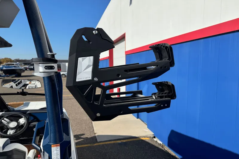 Slide: The Image of Nautique Super Air Nautique GS22 2026 - 15