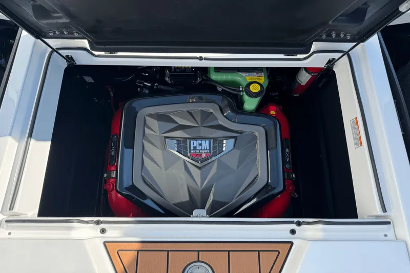 Slide: The Image of Nautique Super Air Nautique GS22 2026 - 20