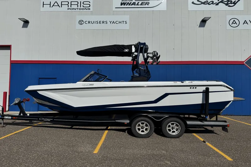 Slide: The Image of Nautique Super Air Nautique GS22 2026 - 3