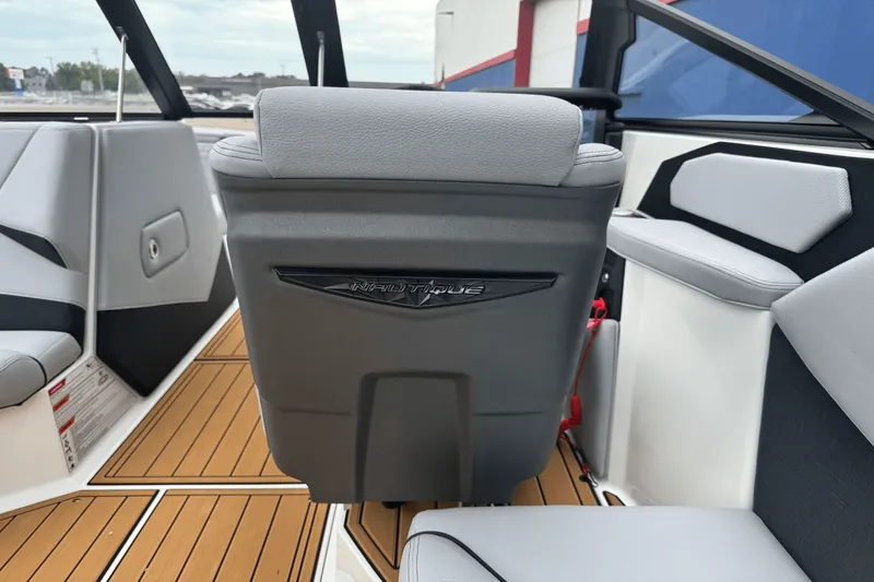 Slide: The Image of Nautique Super Air Nautique S23 2026 - 44
