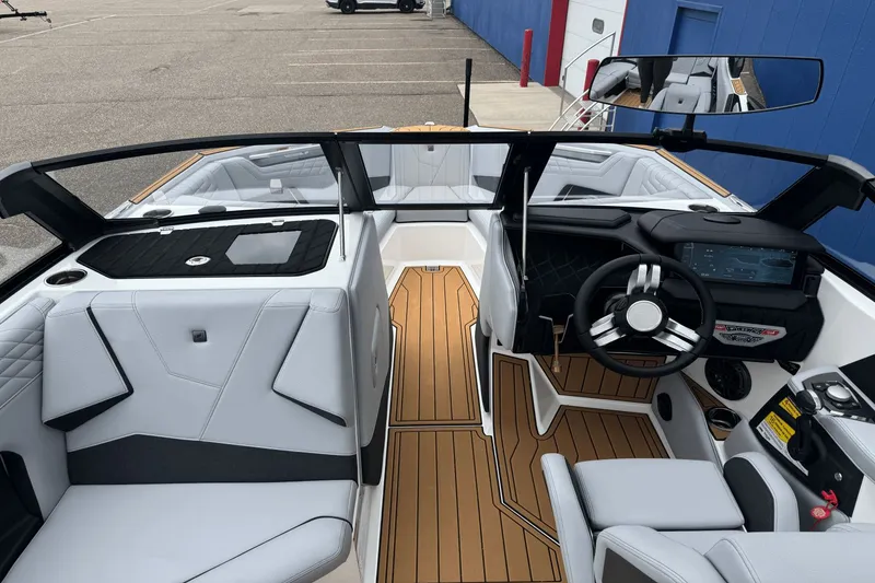 Slide: The Image of Nautique Super Air Nautique S23 2026 - 49
