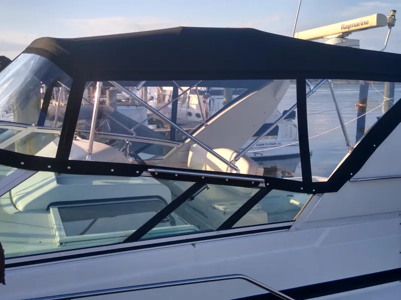 Slide: The Image of Trojan 400 Express Yacht 2000 - 4