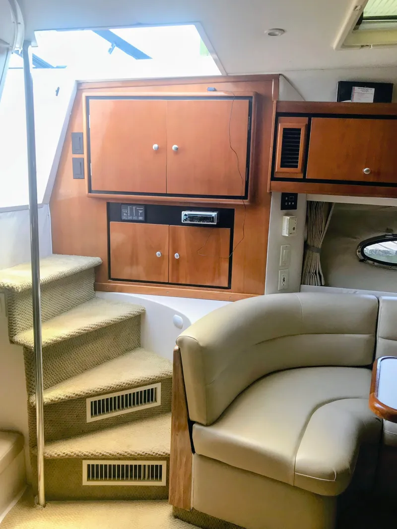 Slide: The Image of Trojan 400 Express Yacht 2000 - 9