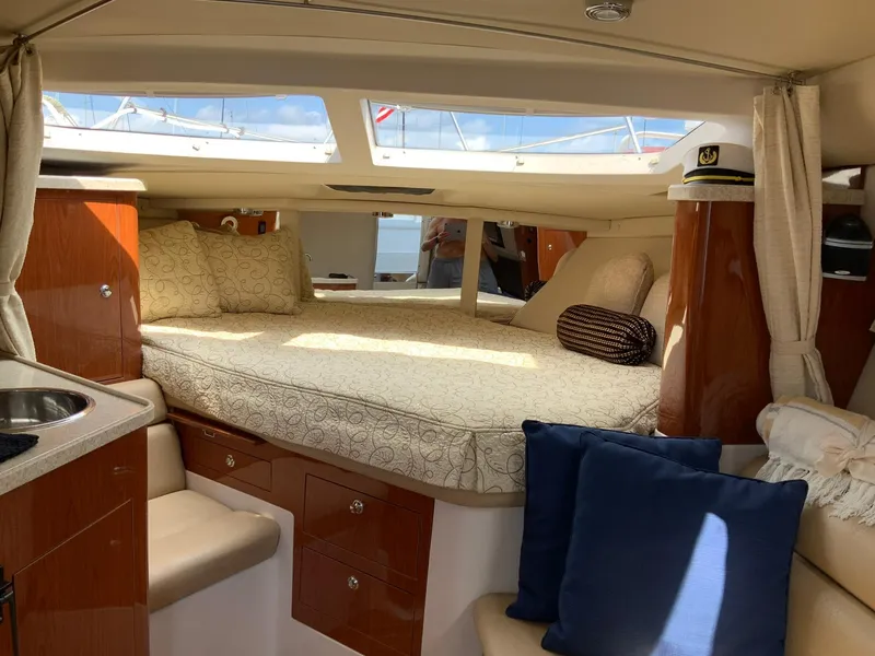 Slide: The Image of Regal 3360 Window Express 2009 - 19