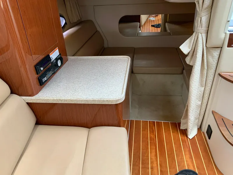 Slide: The Image of Regal 3360 Window Express 2009 - 23