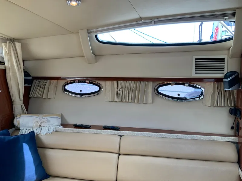 Slide: The Image of Regal 3360 Window Express 2009 - 34