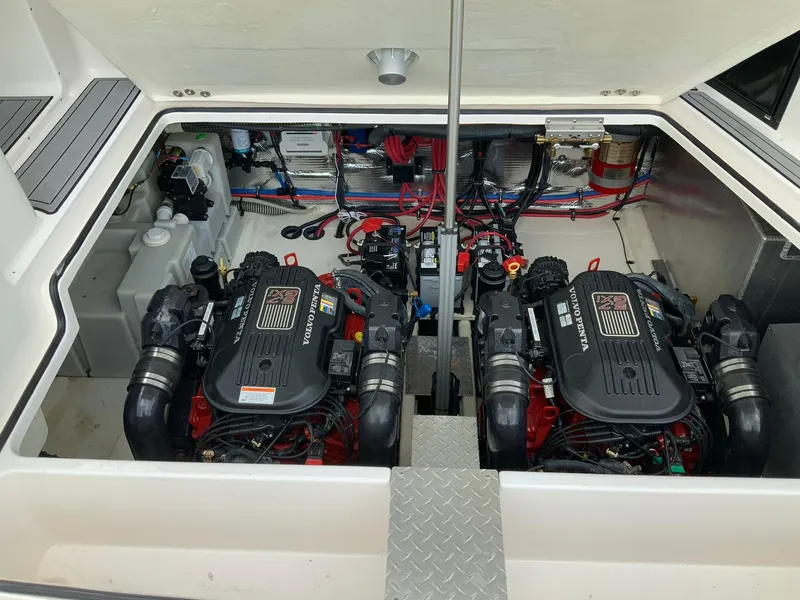 Slide: The Image of Regal 3360 Window Express 2009 - 54