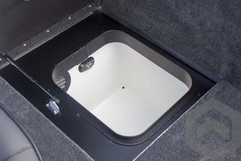 Slide: The Image of Livewell compartment in 2025 Skeeter ZXR 20 boat, featuring a sleek, modern design. - 43