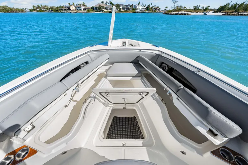 Slide: The Image of Boston Whaler 360 Outrage 2026 - 73