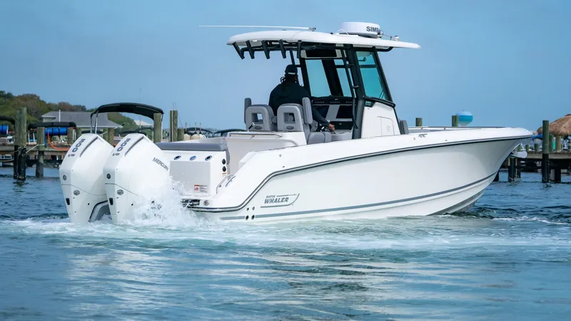 Slide: The Image of Boston Whaler 280 Outrage 2026 - 2
