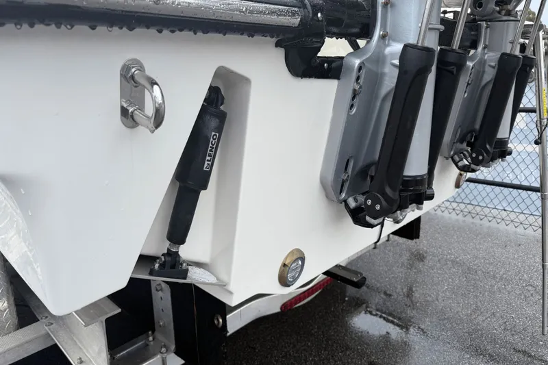 Slide: The Image of Boston Whaler 280 Outrage 2026 - 45