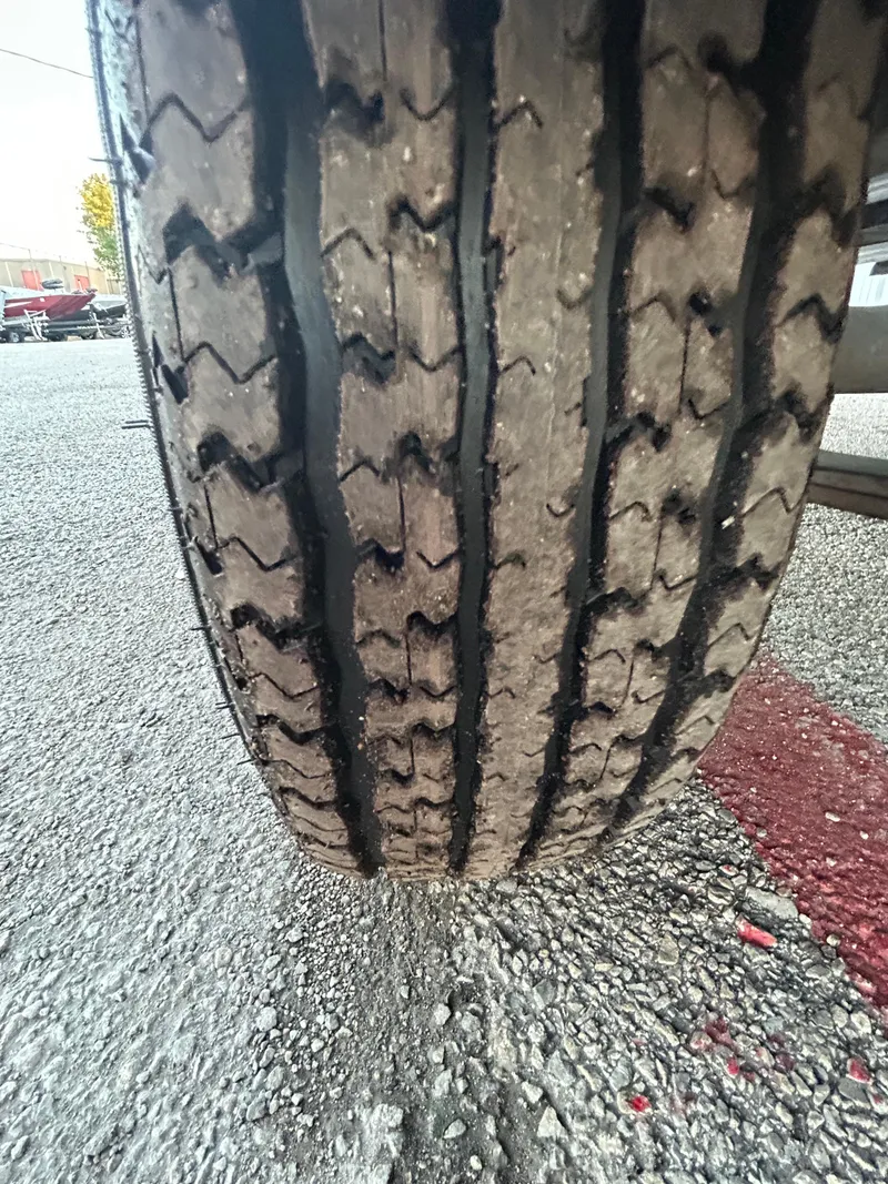 Slide: The Image of Close-up of a worn tire tread on a 2017 G3 20 CCJ DLX vehicle. - 46