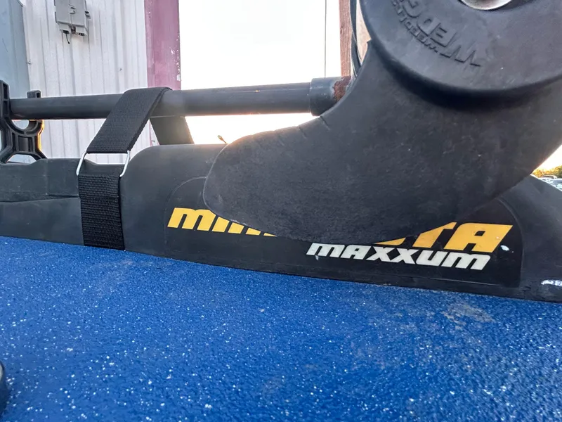 Slide: The Image of Minn Kota Maxxum trolling motor on a 2017 G3 20 CCJ DLX boat. - 37