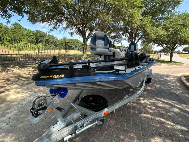 Slide: The Image of G3 Bay 20 DLX Tunnel 2017 - 73