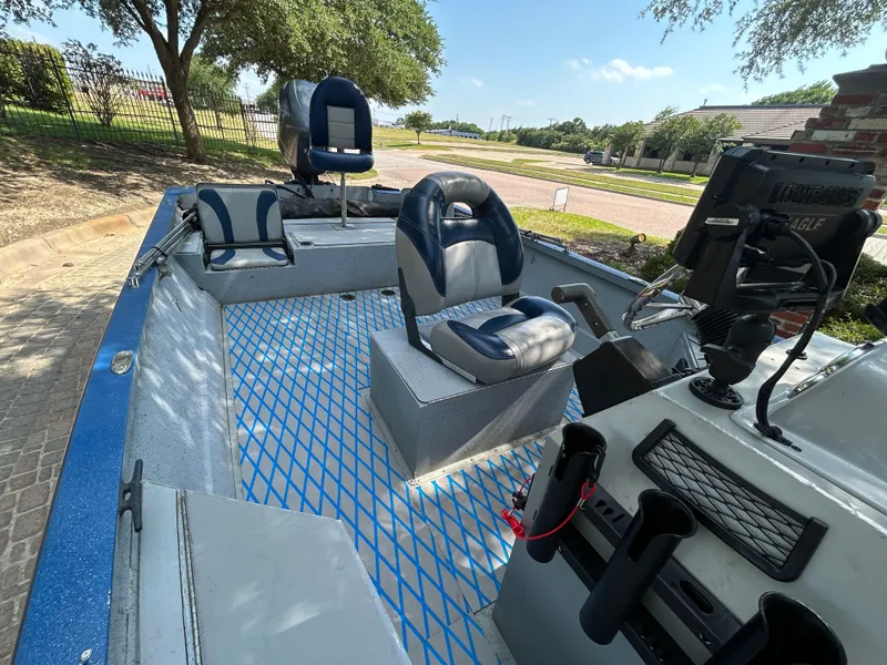 Slide: The Image of G3 Bay 20 DLX Tunnel 2017 - 76