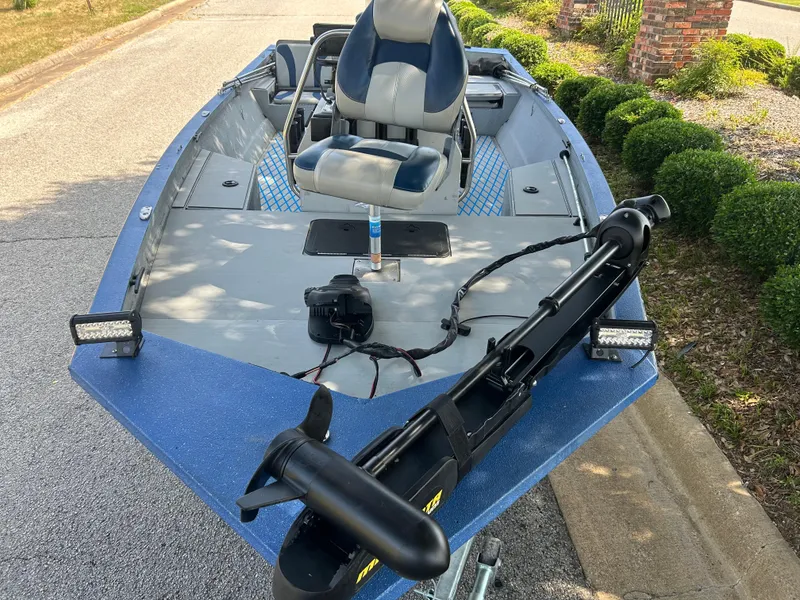 Slide: The Image of G3 Bay 20 DLX Tunnel 2017 - 81