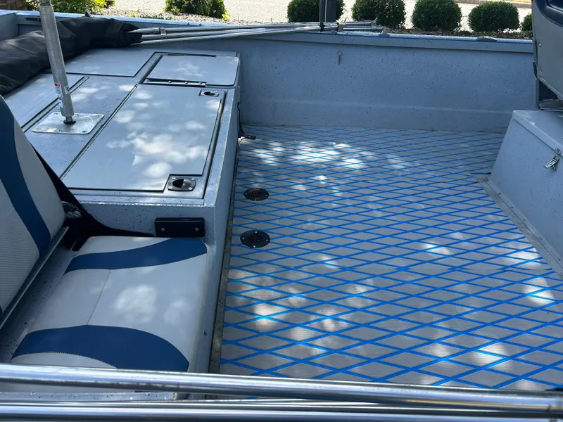 Slide: The Image of G3 Bay 20 DLX Tunnel 2017 - 83