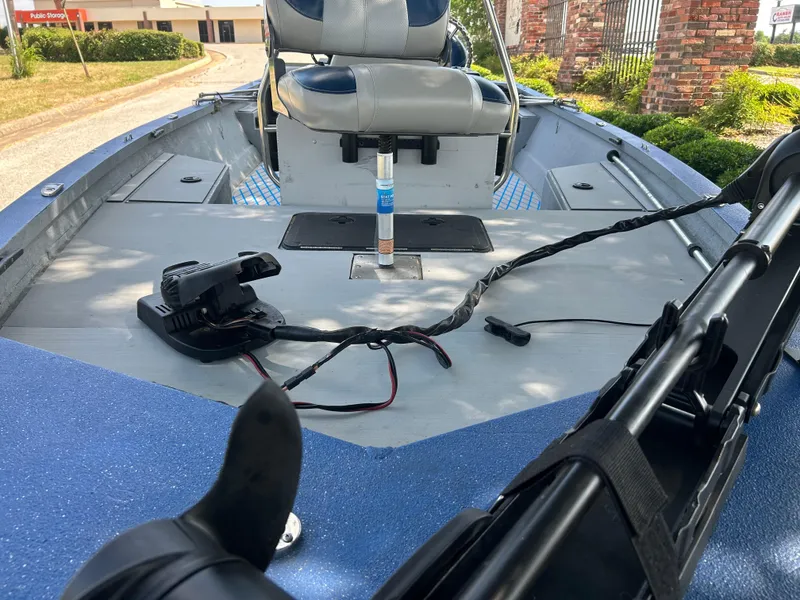 Slide: The Image of G3 Bay 20 DLX Tunnel 2017 - 88