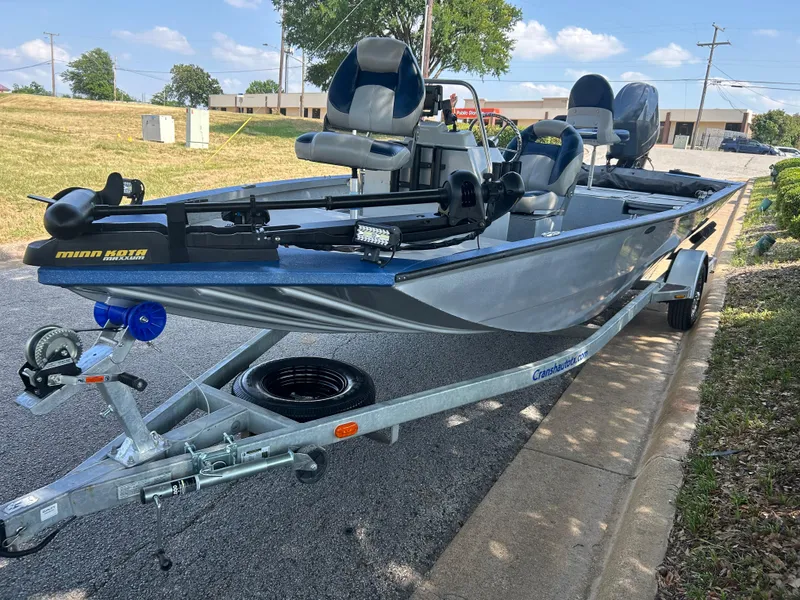 Slide: The Image of G3 Bay 20 DLX Tunnel 2017 - 89