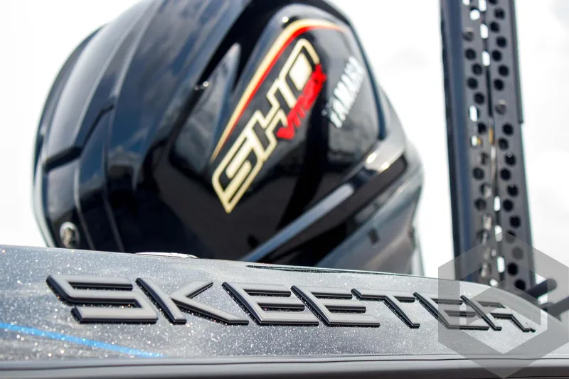 Slide: The Image of 2025 Skeeter FXR 21 Limited boat with Yamaha SHO VMAX engine detail. - 10