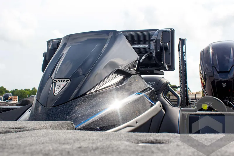 Slide: The Image of 2025 Skeeter FXR 21 Limited boat with advanced navigation equipment, sleek design, and modern features. - 31