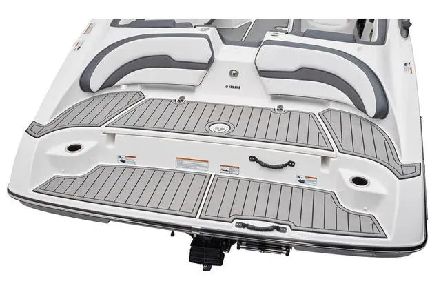 Slide: The Image of 2019 Yamaha Boats AR195 swim platform with gray decking and seating. - 6