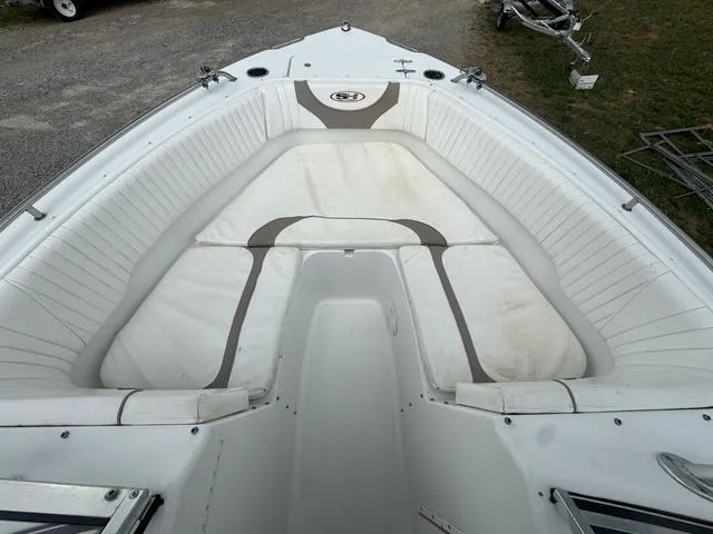 Slide: The Image of Sea Hunt Escape Series 220 LE 2012 - 17